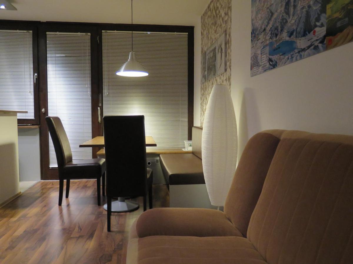 Appartement Kaprunski 2 ภายนอก รูปภาพ
